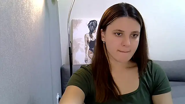 Snapshot of KiraHoney chatting on 12.02.25 KiraHoney online show from 12.02.25