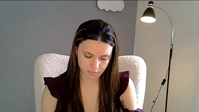 KiraHoney online show from 04.24.26