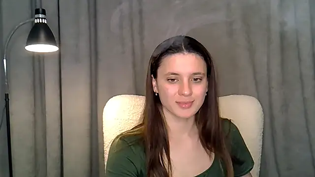 KiraHoney online show from 06.12.26
