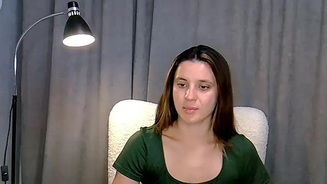 KiraHoney online show from 06.25.26