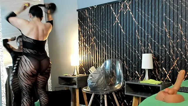 clara heat online show from 07.22.26