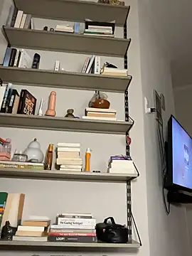 VickyM99 online show from 03.12.26