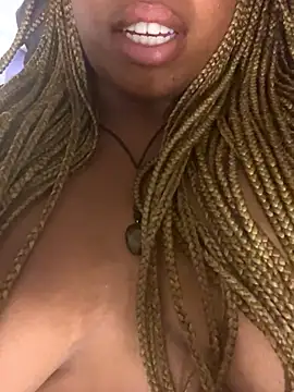 Snapshot of Naughty_JessieX chatting on 11.06.25 Naughty JessieX online show from 11.06.25