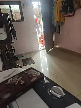 Snapshot of Lailamajnu1996 chatting on 02.16.26 Lailamajnu1996 online show from 02.16.26