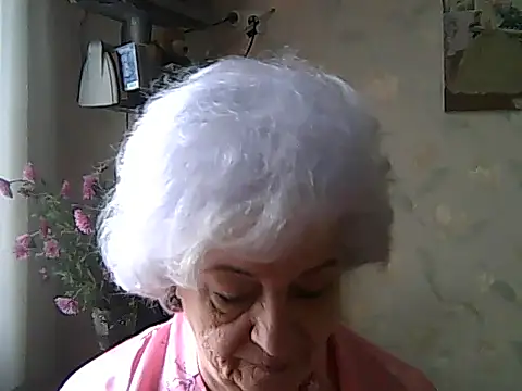 ValeriaKroww online show from 11.12.25