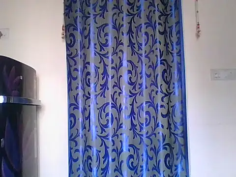 Snapshot of Mathi_cam chatting on 12.22.25 Mathi cam online show from 12.22.25