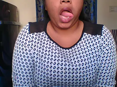 Snapshot of Mathi_cam chatting on 01.08.26 Mathi cam online show from 01.08.26