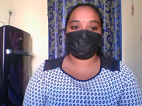 Snapshot of Mathi_cam chatting on 02.05.26 Mathi cam online show from 02.05.26