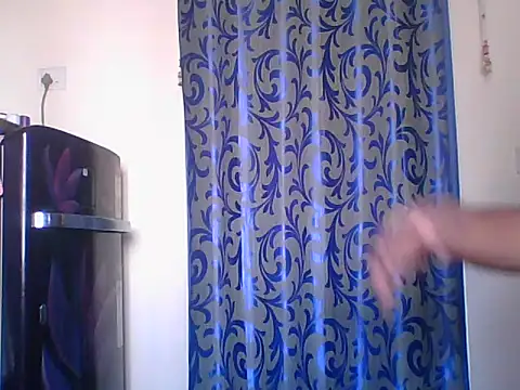 Snapshot of Mathi_cam chatting on 02.18.26 Mathi cam online show from 02.18.26