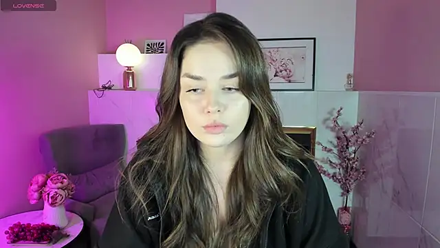 Snapshot of melanie_neal chatting on 11.08.25 melanie neal online show from 11.08.25