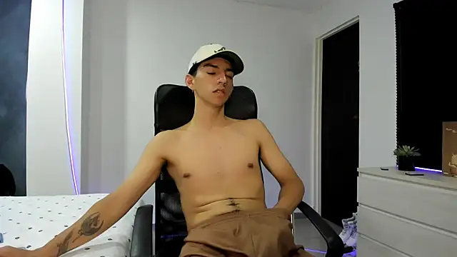 Snapshot of _rhys_jagger chatting on 11.07.25 rhys jagger online show from 11.07.25