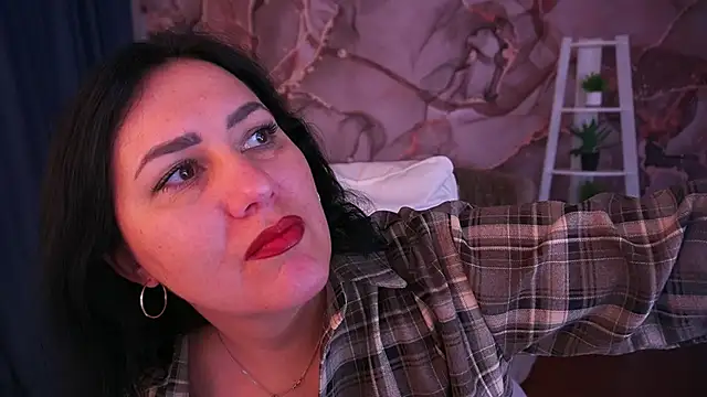 VelvetLuck online show from 12.01.25