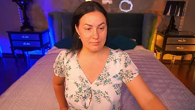 VelvetLuck online show from 07.25.26