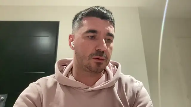 x2straight online show from 02.28.26