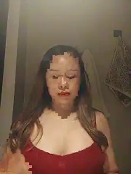 Snapshot of thu-cuoi chatting on 12.23.25 thu-cuoi online show from 12.23.25