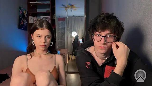 Snapshot of t_files_x chatting on 02.06.26 t files x online show from 02.06.26