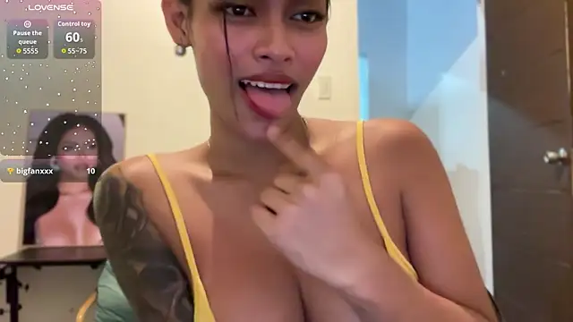 Snapshot of miapasitaa chatting on 02.07.26 miapasitaa online show from 02.07.26