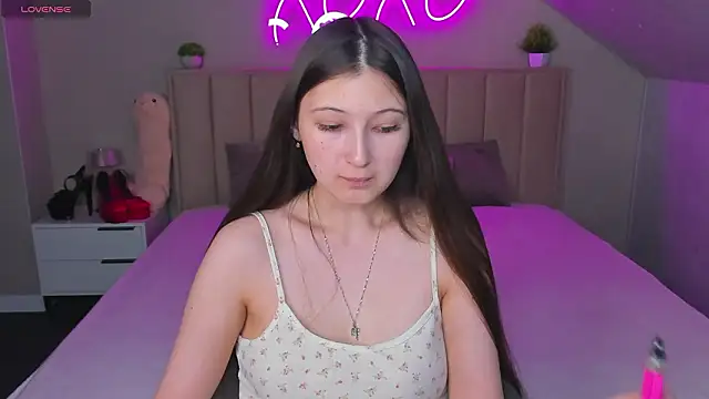 Ella Burns online show from 02.02.26