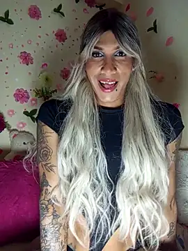 Snapshot of Sthefy_luna131 chatting on 11.30.25 Sthefy luna131 online show from 11.30.25