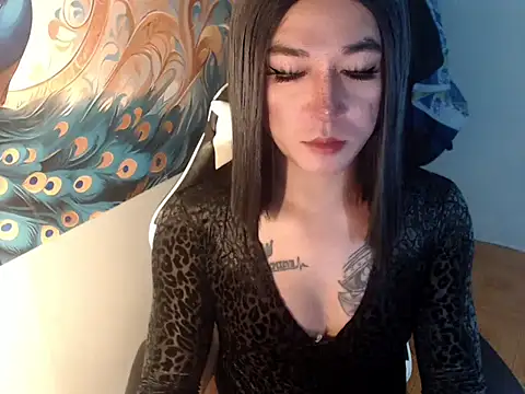 Snapshot of desirable_miya chatting on 02.18.26 desirable miya online show from 02.18.26