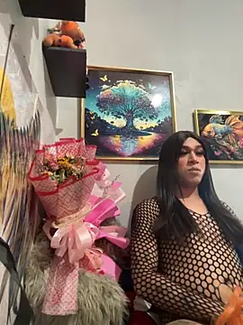 Snapshot of desirable_miya chatting on 02.25.26 desirable miya online show from 02.25.26