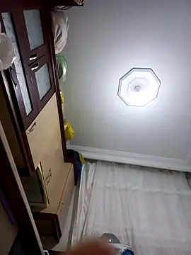 Snapshot of Mahsime chatting on 11.13.25 Mahsime online show from 11.13.25