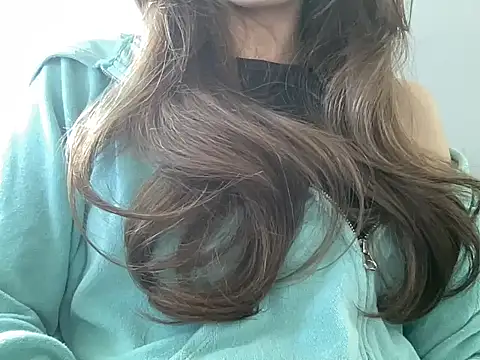 Snapshot of hugandlove chatting on 11.04.25 hugandlove online show from 11.04.25