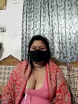 Snapshot of munni-506 chatting on 12.15.25 munni-506 online show from 12.15.25