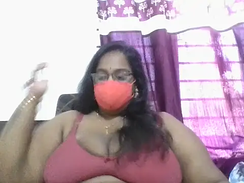 hootypriya online show from 03.10.26