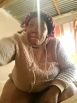 Snapshot of CEEKAYPRO chatting on 12.23.25 CEEKAYPRO online show from 12.23.25