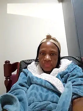 Mommy Sienna online show from 11.20.25