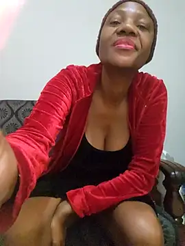 Snapshot of Mommy_Sienna chatting on 03.06.26 Mommy Sienna online show from 03.06.26