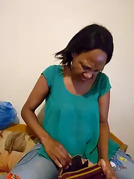 Snapshot of Mommy_Sienna chatting on 03.20.26 Mommy Sienna online show from 03.20.26