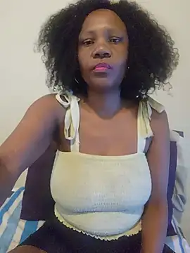 Snapshot of Mommy_Sienna chatting on 06.24.26 Mommy Sienna online show from 06.24.26