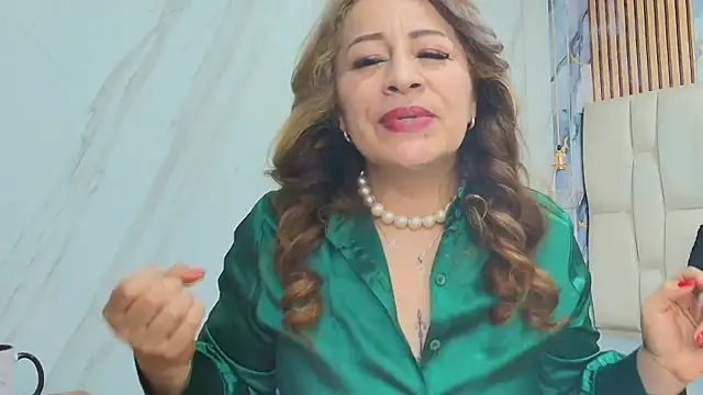 BeatrizSchmidt online show from 11.11.25