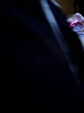 69 HOT 69 online show from 11.21.25