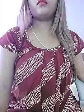 LoveLy-Soneya online show from 06.17.26