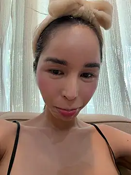 miss ditey09 online show from 04.27.26