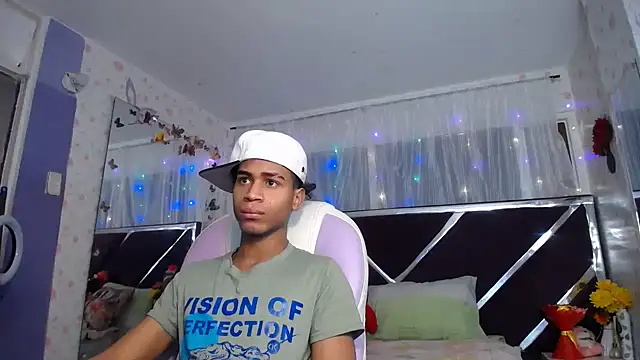 Santy bigcock 01 online show from 06.12.26