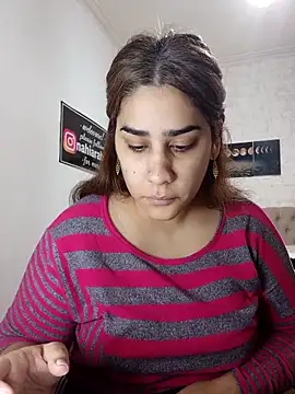 nahiarabiel33 online show from 04.28.26