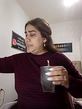 nahiarabiel33 online show from 05.04.26