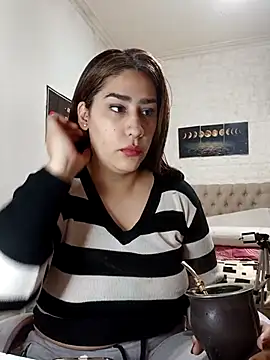 nahiarabiel33 online show from 08.05.26