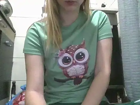 Snapshot of dirty_sasha00 chatting on 11.23.25 dirty sasha00 online show from 11.23.25