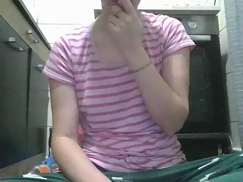 Snapshot of dirty_sasha00 chatting on 11.28.25 dirty sasha00 online show from 11.28.25