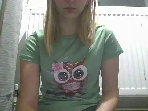 Snapshot of dirty_sasha00 chatting on 12.20.25 dirty sasha00 online show from 12.20.25