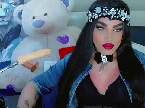 Snapshot of NharaBigCock chatting on 11.04.25 NharaBigCock online show from 11.04.25