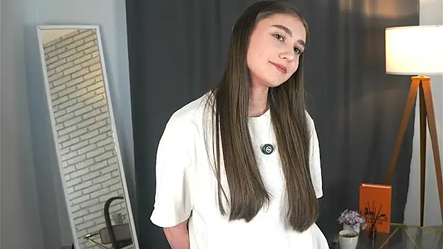 Snapshot of AriannaSemke chatting on 11.06.25 AriannaSemke online show from 11.06.25