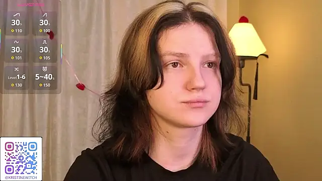 Snapshot of LatinaHuguenin chatting on 02.12.26 LatinaHuguenin online show from 02.12.26