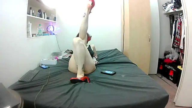 Snapshot of Empress_Lilith chatting on 05.12.26 Empress Lilith online show from 05.12.26