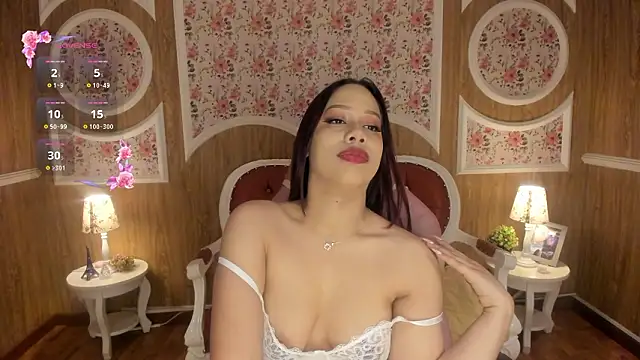 LucieLace online show from 01.14.26